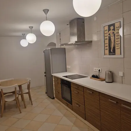 Tyzenhauz 5 Min Walk To Old Town Apartamento Vilna